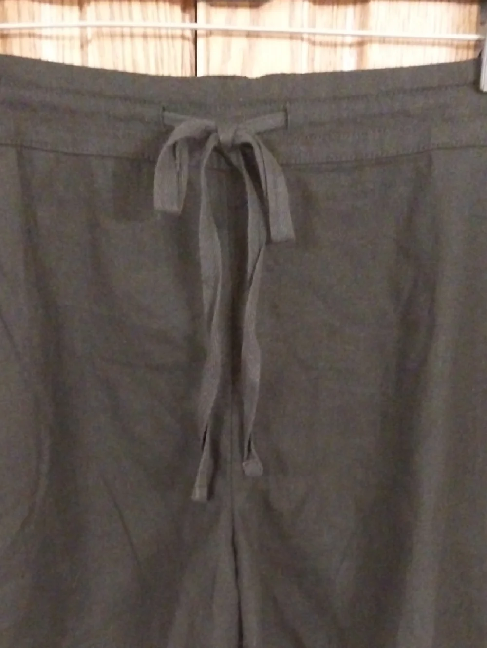 Caslon NWT Women's Linen Rayon Drawstring Waist Shorts Size Large Black Pockets